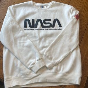 Men’s Medium NASA Crewneck Sweatshirt